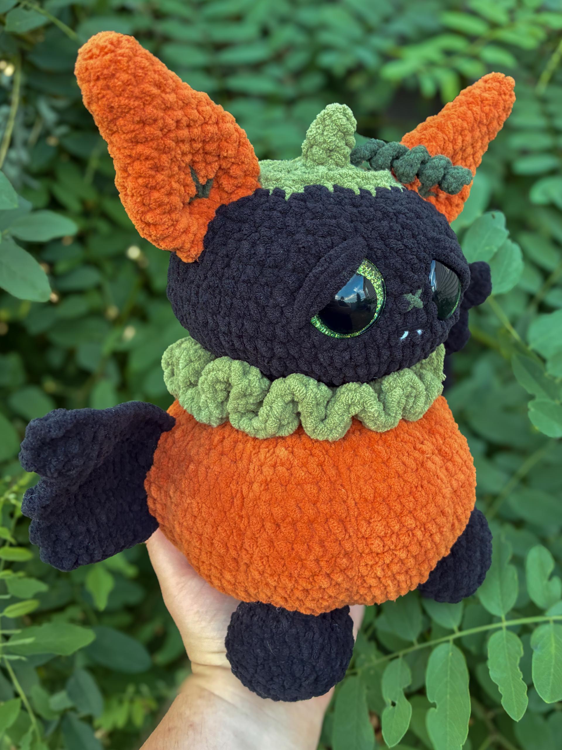 Pip the Pumpkin Bat thumbnail 9