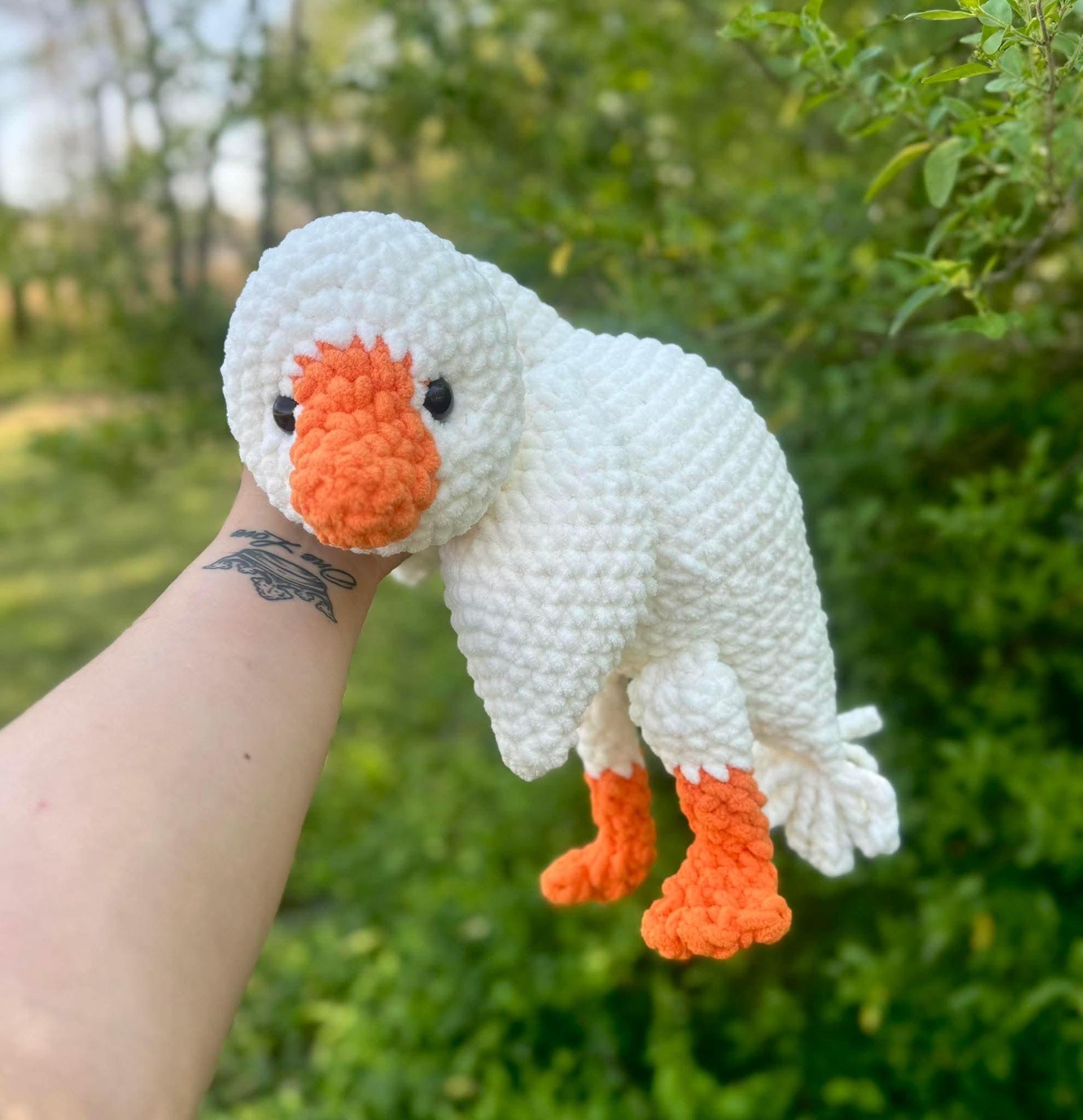 lucy the goose- NO sew crochet pattern, amigurumi goose crochet pattern, goose pattern, crochet, amigurumi, spring croch