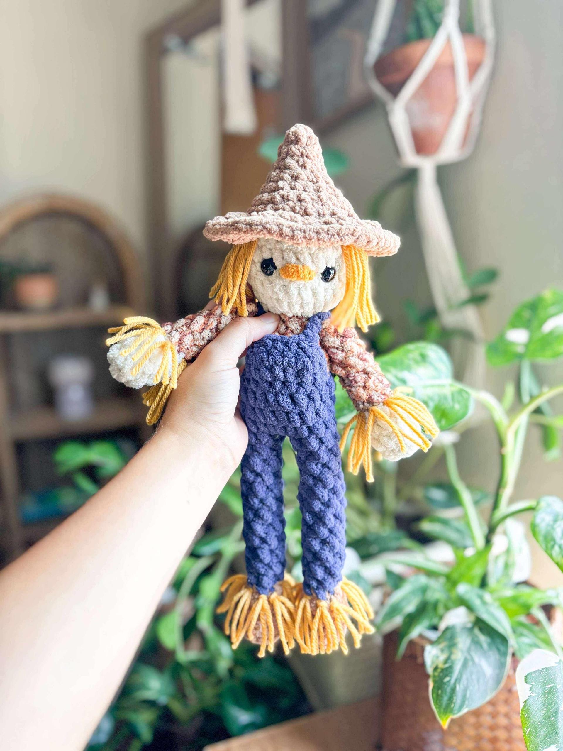 classic scarecrow | crochet scarecr pattern, amigurumi scarecrow pattern, Halloween, fall, crochet pattern, amigurumi pa