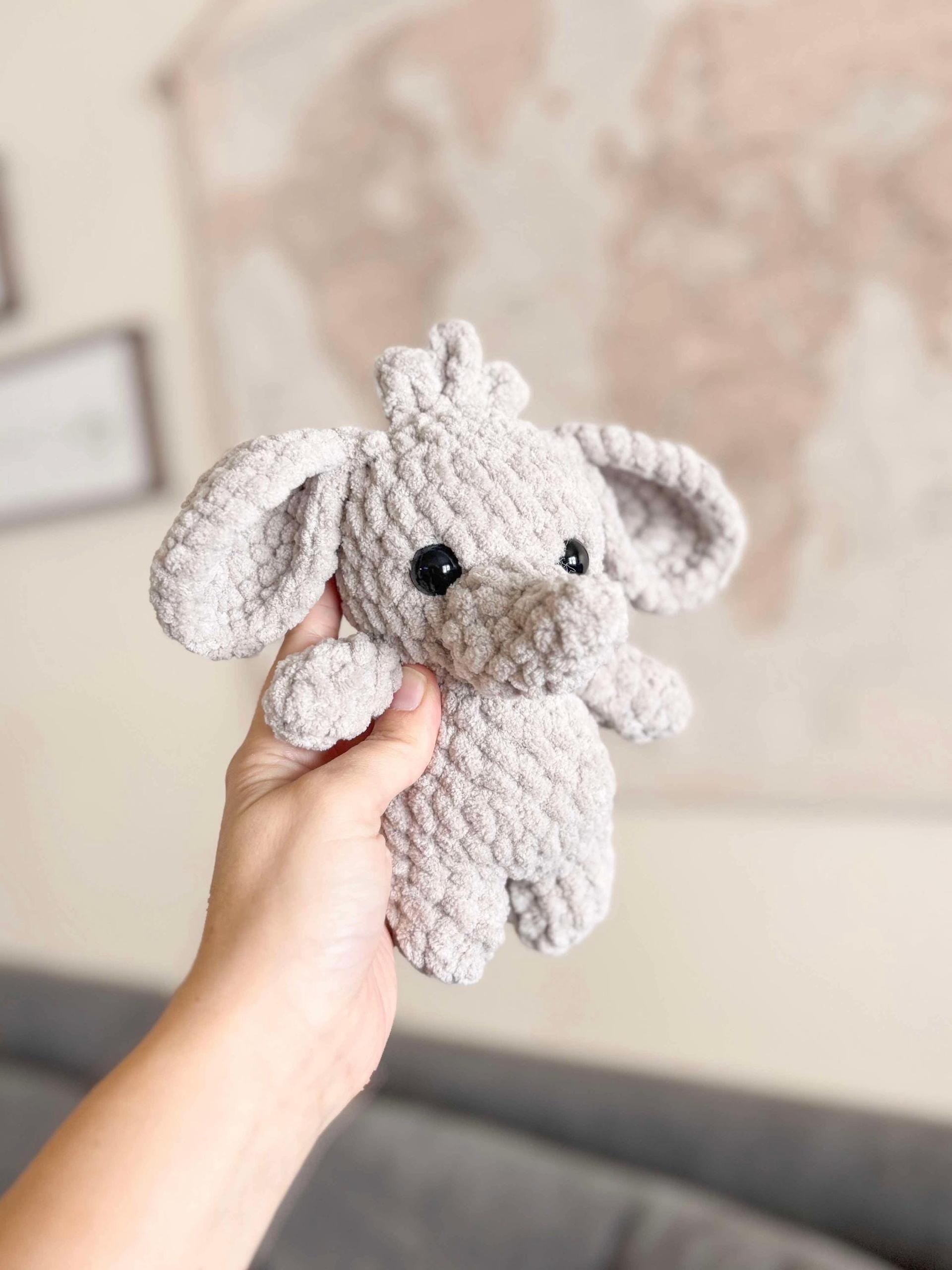 Itty belly elephant- elephant crochet pattern, crochet pattern, elephant, amigurumi, low sew, madelinemaeco, safari croc