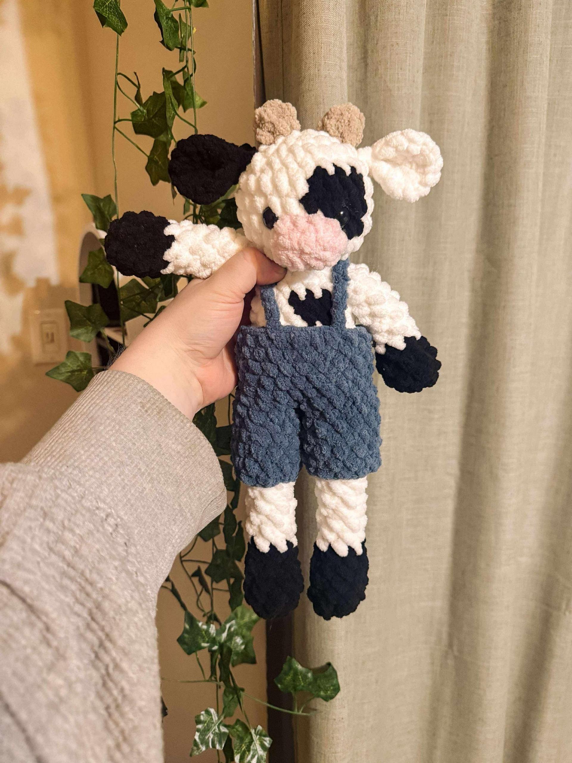 classic cow | crochet cow pattern, amigurumi cow pattern, removable clothes crochet, crochet pattern, amigurumi pattern,