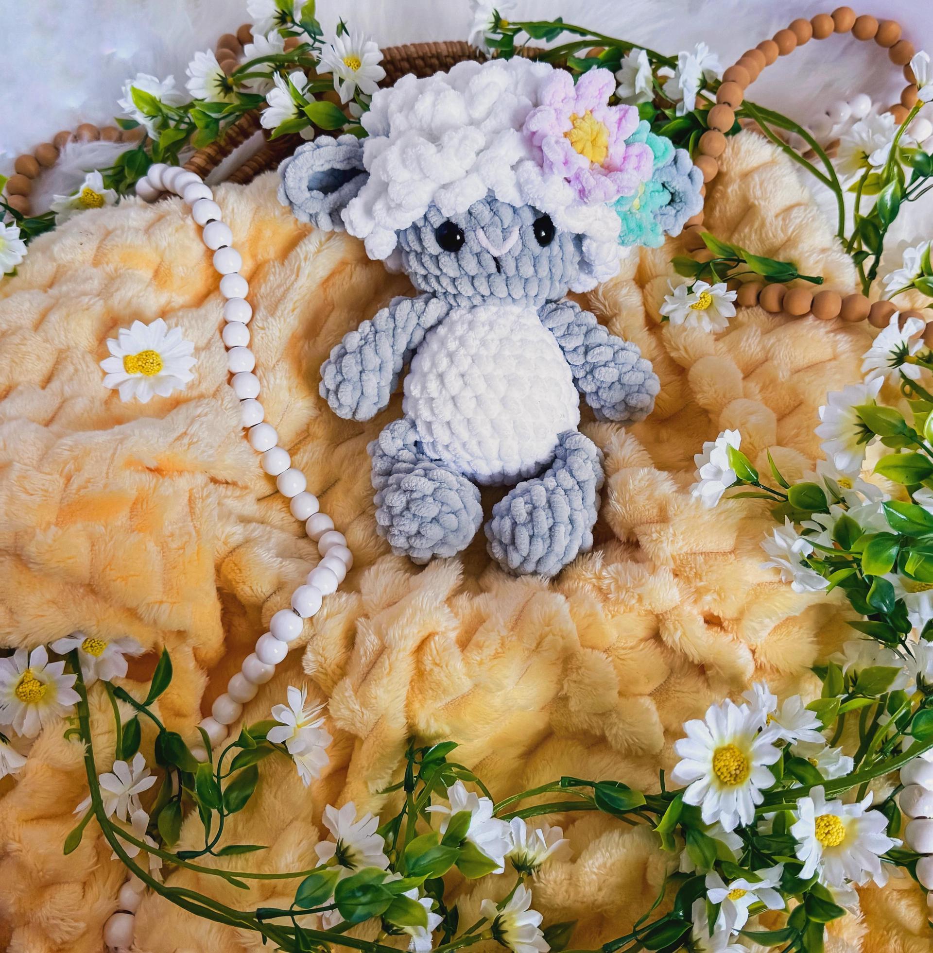daisy the sheep | crochet sheep pattern, crochet lamb, amigurumi, low sew crochet pattern, crochet pattern, pdf, crochet