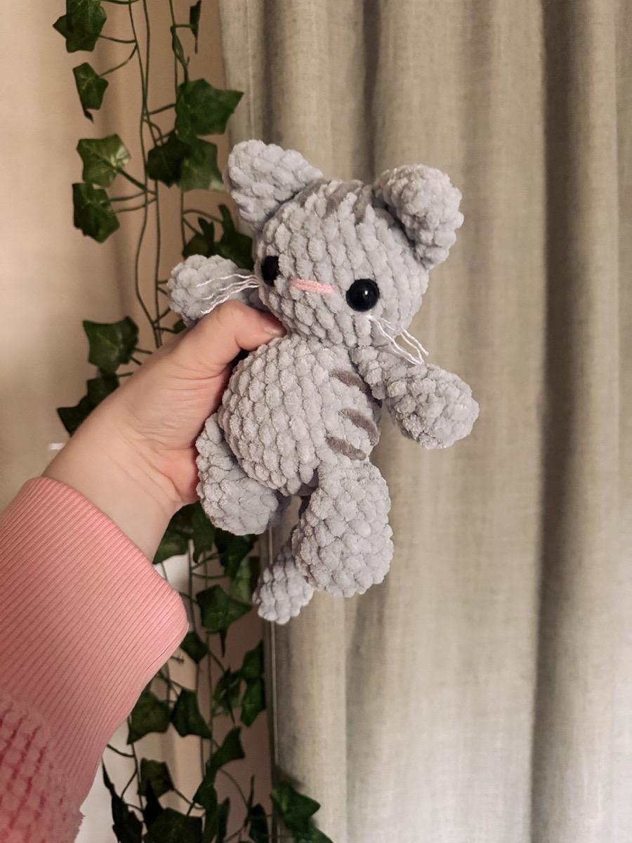 koda the kitty | amigurumi cat pattern, low sew, crochet pattern, crochet cat, crochet pet, crochet pets pattern, patter