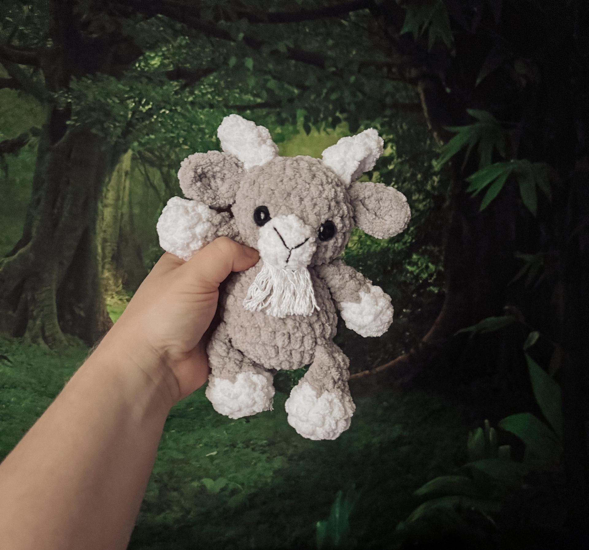 billy the goat | amigurumi goat pattern, low sew, crochet pattern, farm crochet, crochet goat, farm, crochet spring patt
