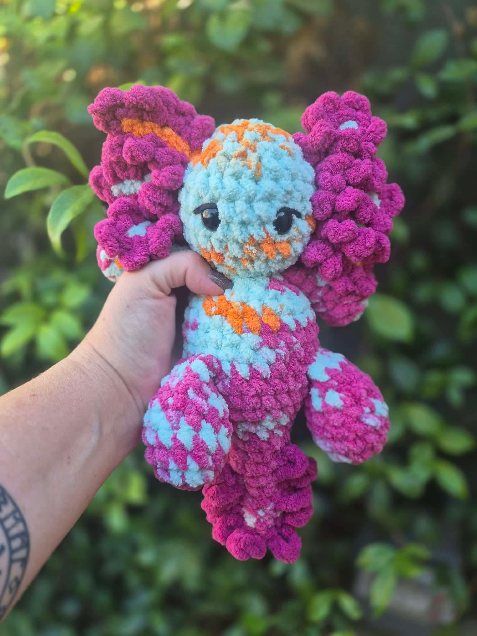 peach the axoltol | crochet Axoltol pattern, low sew, crochet pattern, axoltol, crochet chunky yarn pattern, plush croch thumbnail 6