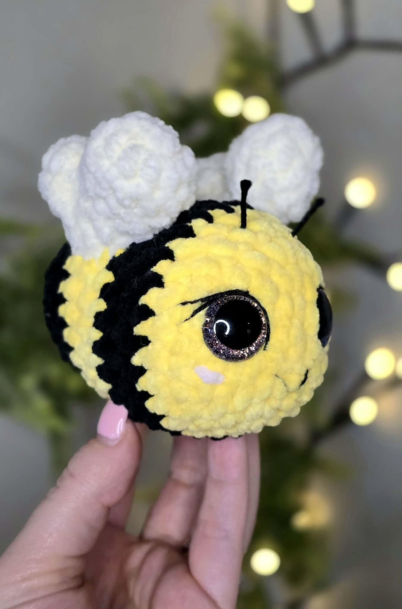 Bumbles the Bumblebee thumbnail 5