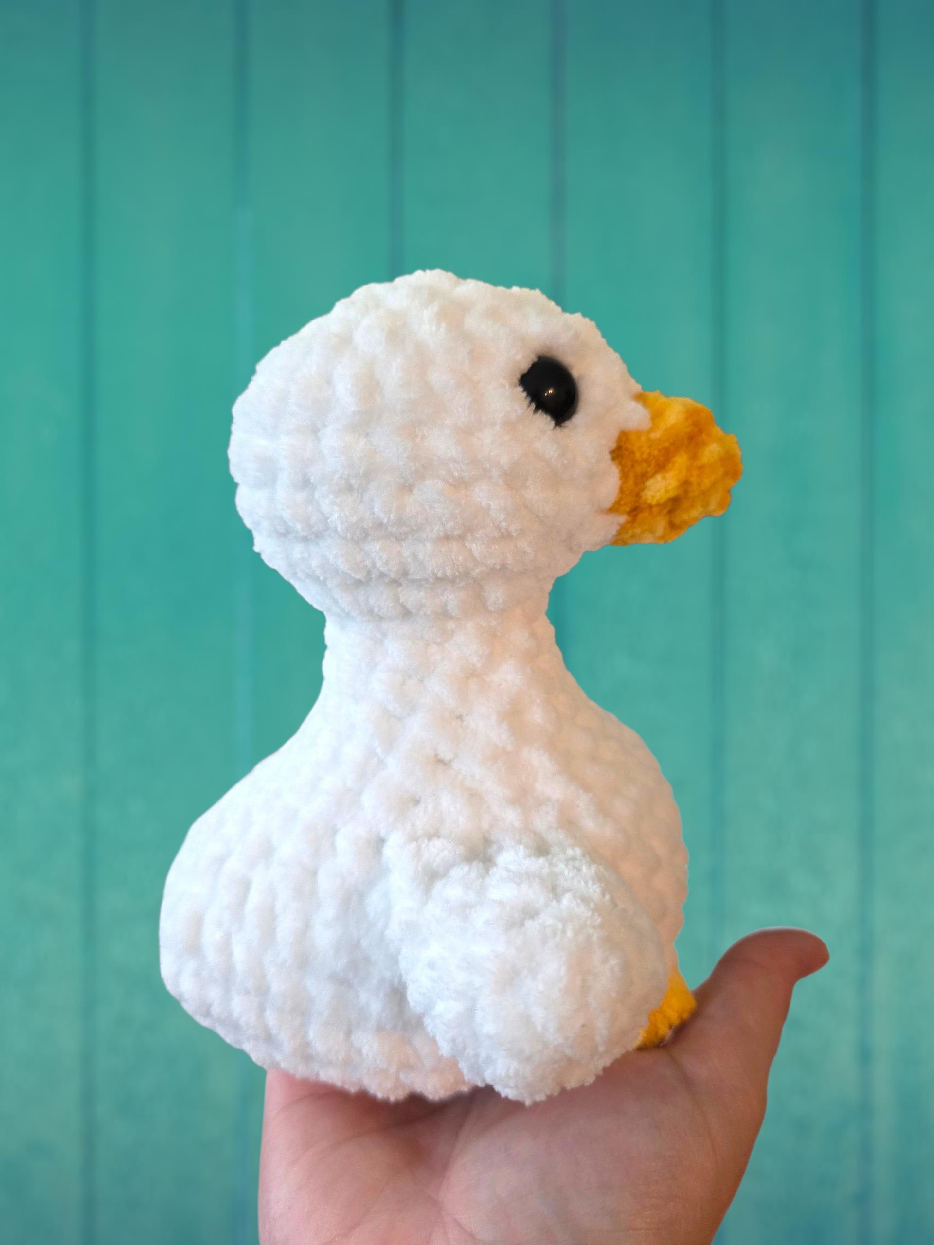 Desk Goose Stuffy With Hat thumbnail 9
