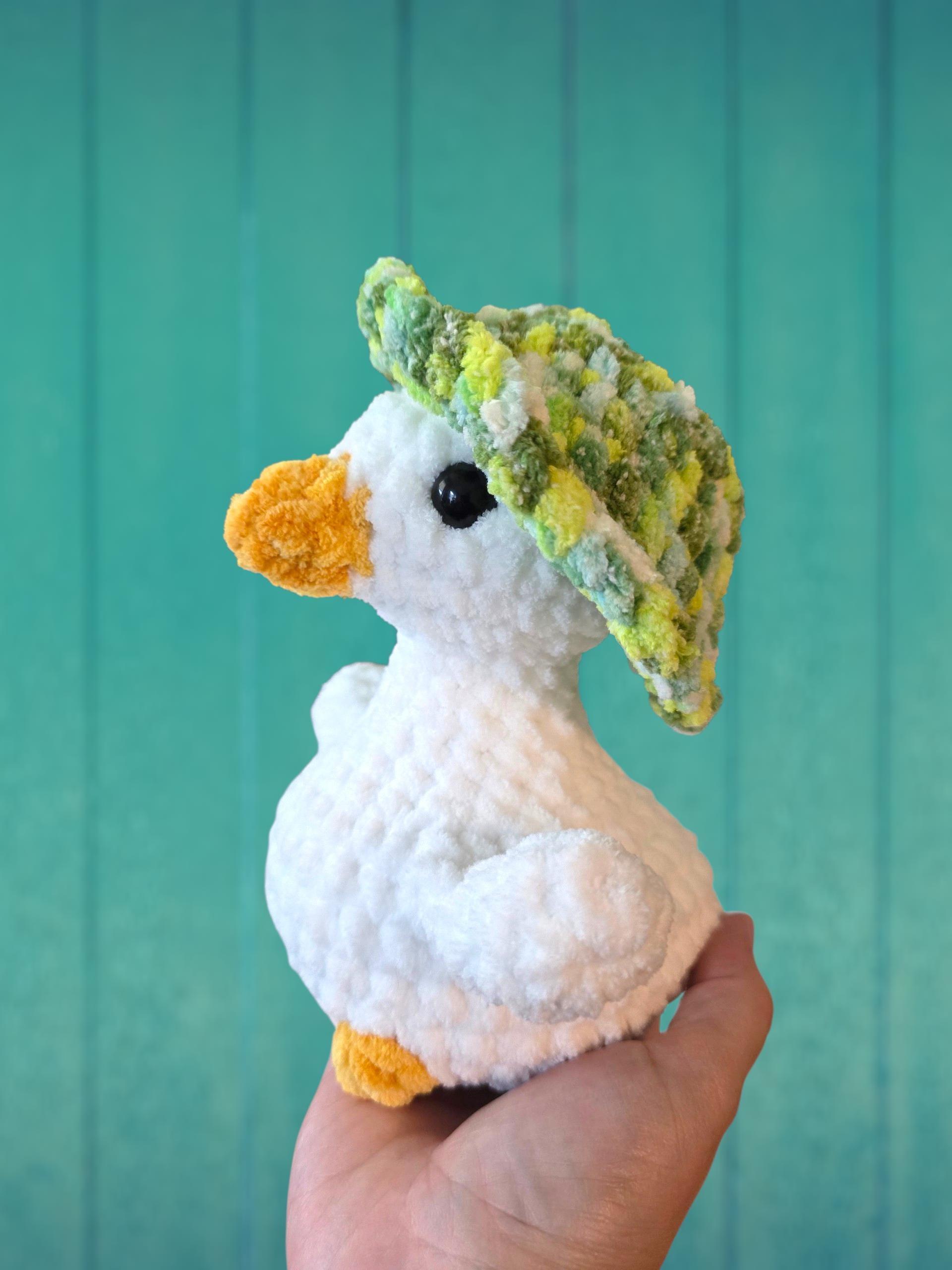 Desk Goose Stuffy With Hat thumbnail 2