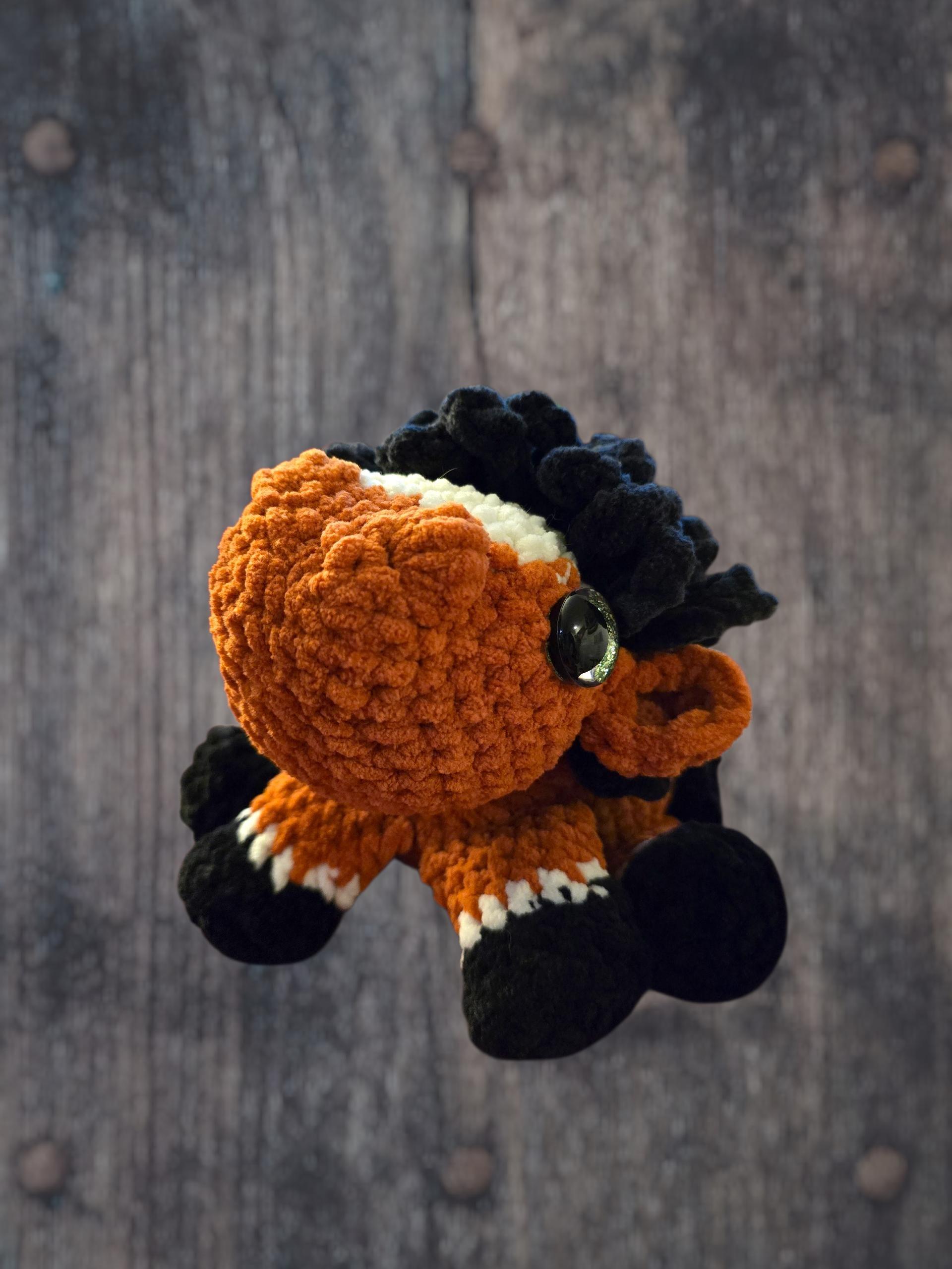 Crochet Horse Plushie thumbnail 3