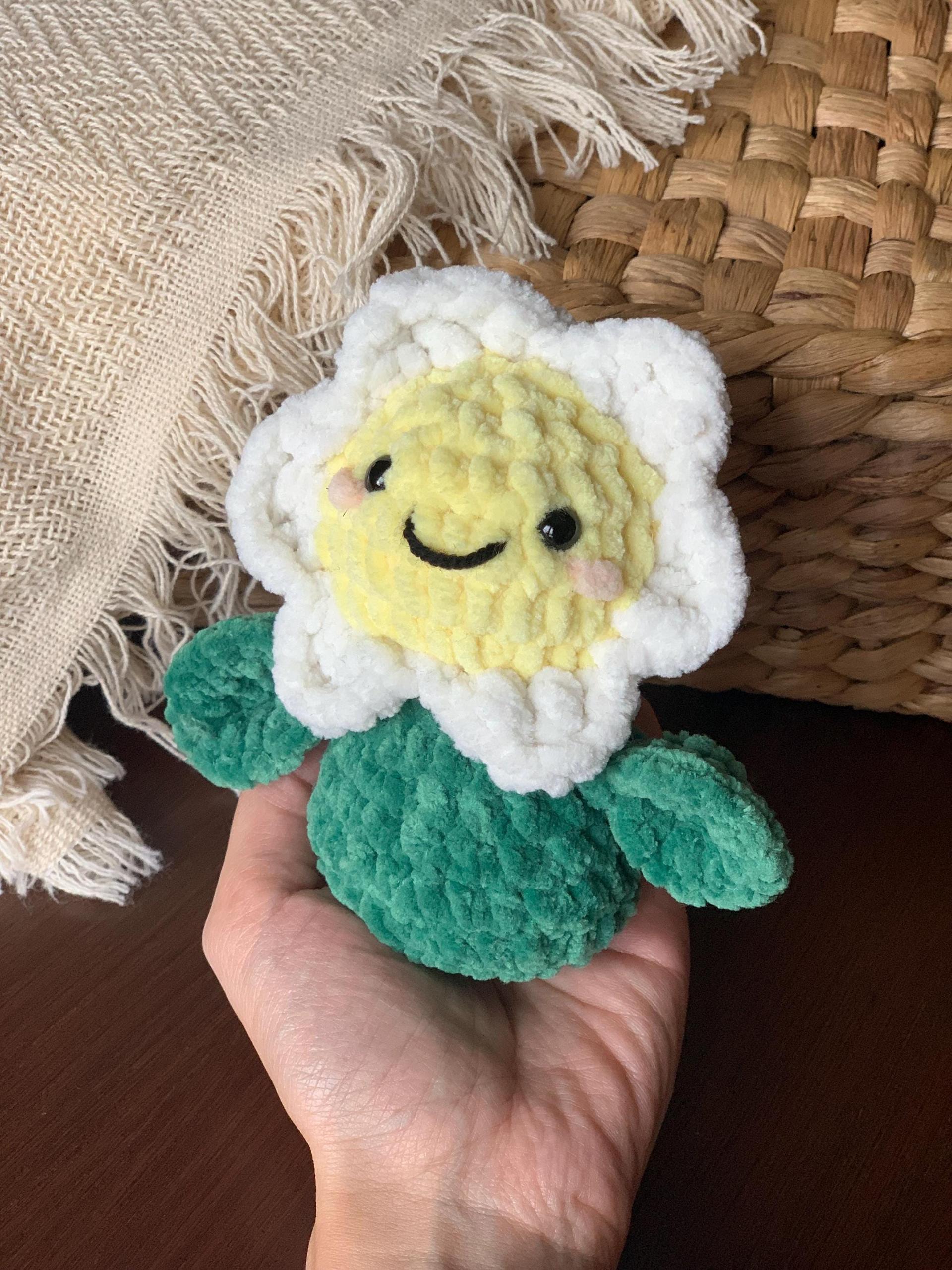 Daisy flower no sew PDF crochet pattern amigurumi thumbnail 3