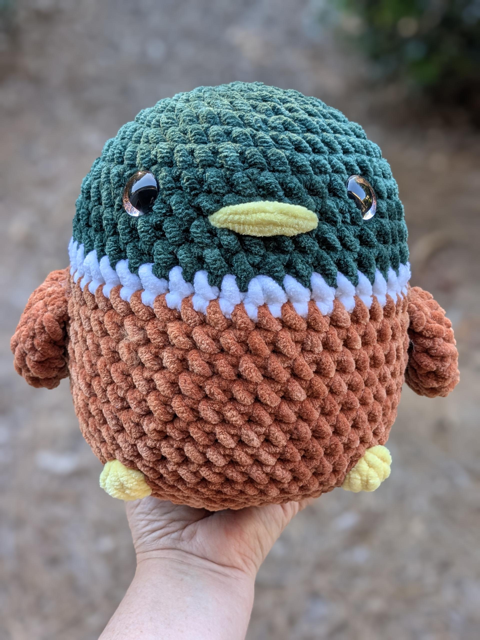 Jumbo Mallard Duck thumbnail 2
