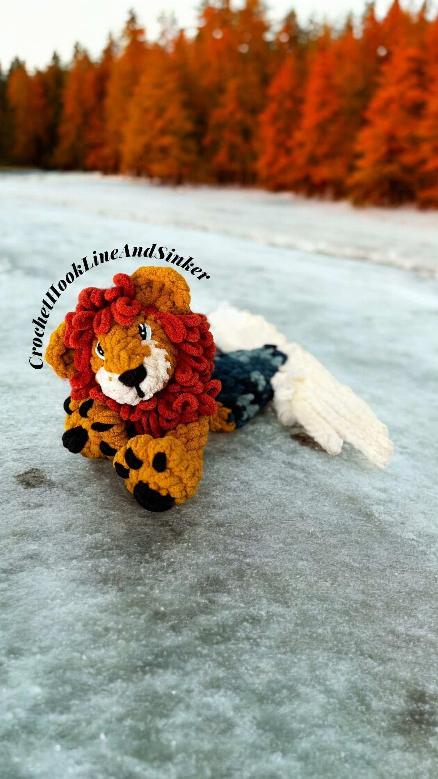 Leander the Merlion Snuggler Crochet Pattern thumbnail 5