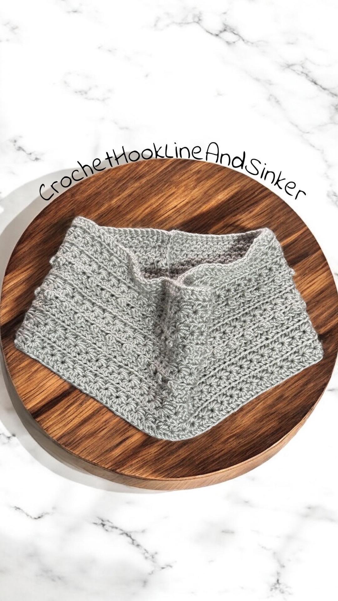The Starberry Burst Infinity Scarf Crochet Pattern thumbnail 6