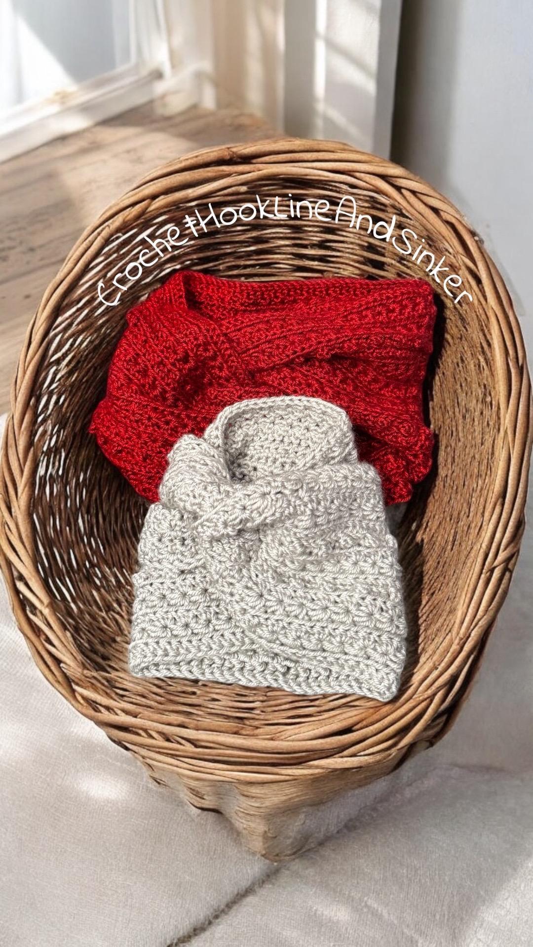 The Starberry Burst Infinity Scarf Crochet Pattern thumbnail 4